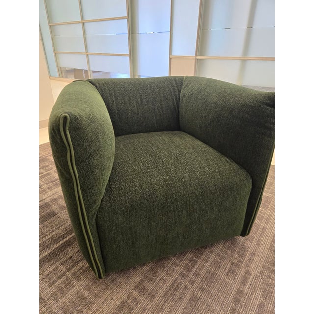MDF Italia Mia Swivel Armchair For Sale In New York - Image 6 of 9