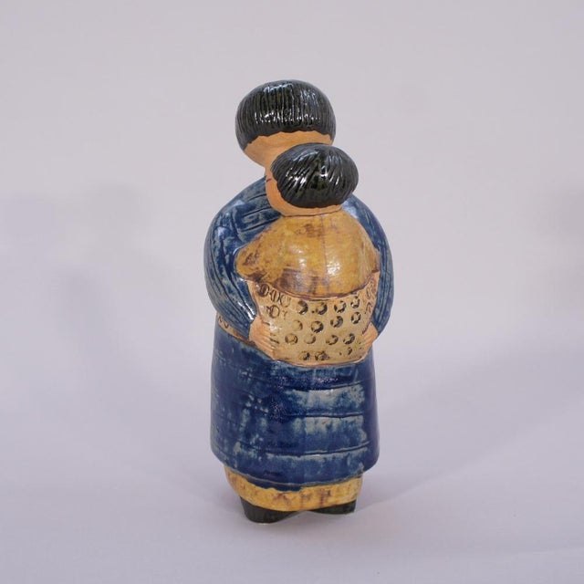 Black Stoneware Sculpture of a Japanese Woman with Child by Lisa Larson, 1960s For Sale - Image 8 of 9