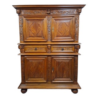 19th Century Renaissance Two-Part Walnut Buffet For Sale