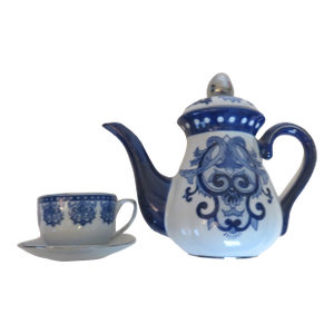 Tea Pot & Cup Wall Decor White Blue by Bombay Floral Decorative 1980s VTG