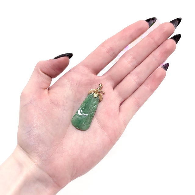 Chinese Vintage Chinese 14k Gold & Jade Figural Plum Pendant Necklace For Sale - Image 3 of 11