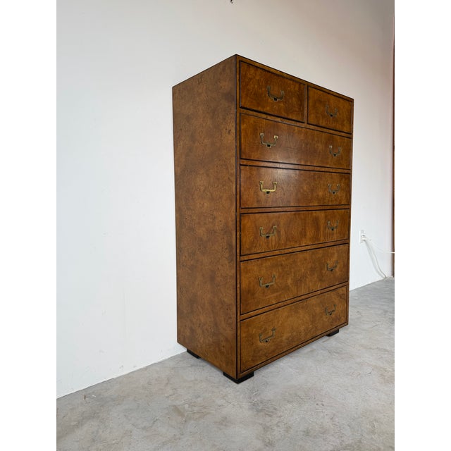 1970s 1970’s Vintage John Widdicomb Campaign Burled Wood Highboy Dresser on Casters With Recessed Brass Hardware For Sale - Image 5 of 13