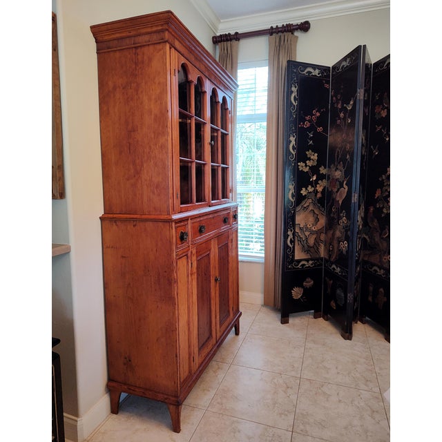 1810 Federal Hackensack Pine Wood Cupboard Cabinet Bergen County For Sale - Image 4 of 12