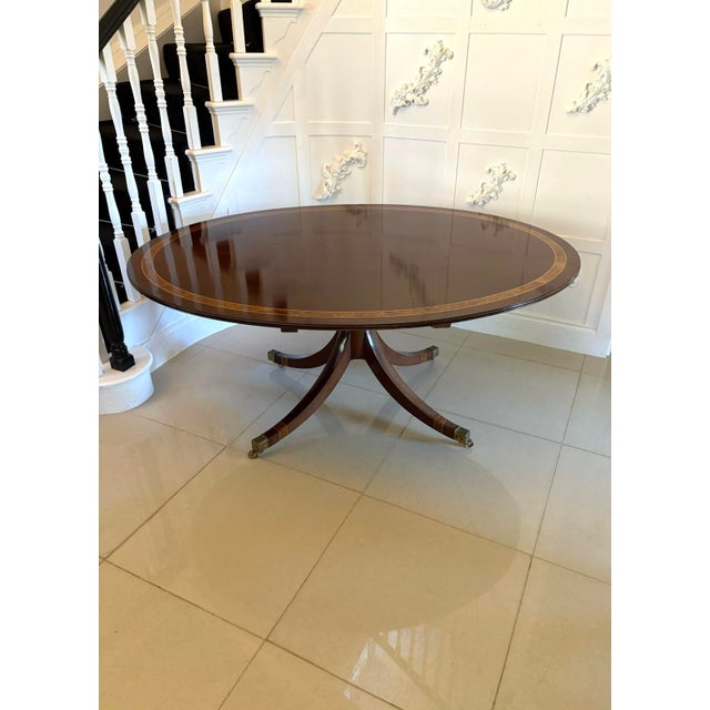 Antique Edwardian Oval Dining Table in Figured Mahogany, 1910 For Sale - Image 12 of 12