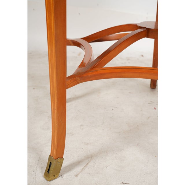 1980s Exquisite Compass Star Inlaid Round Table by John Widdicomb – Neoclassical Marquetry Top, Ebonized Edge For Sale - Image 13 of 18