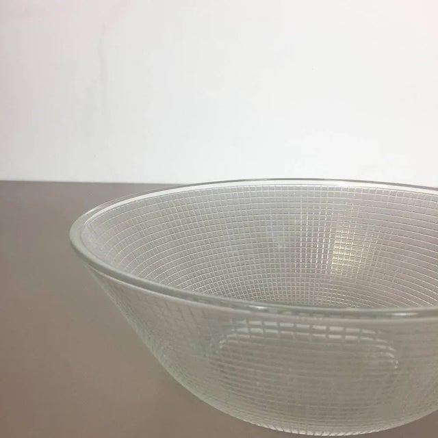 Glass Bowls by Wilhelm Wagenfeld for VLG Weisswasser, Germany, Set of 2 For Sale - Image 6 of 9