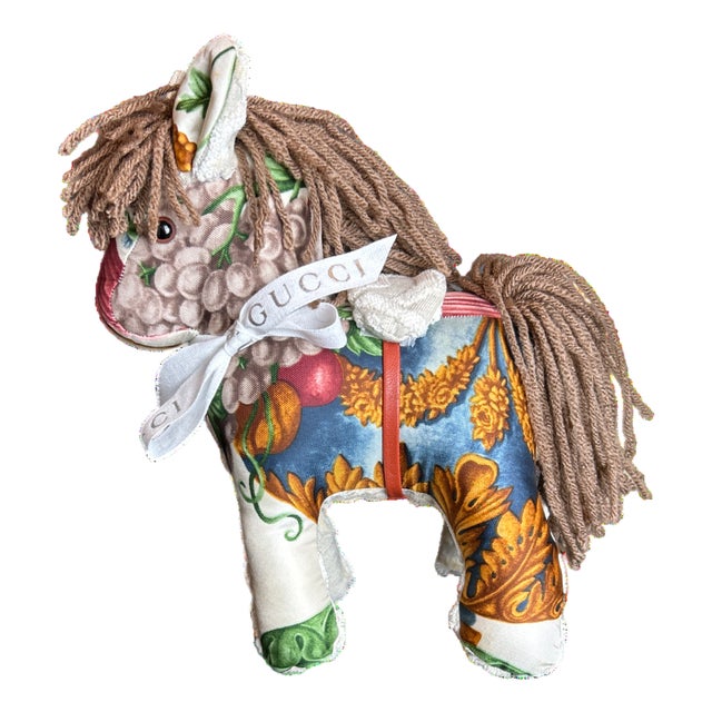 Gucci Roses Vintage Silk Scarf Noble Pony For Sale