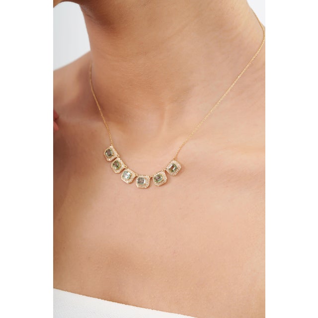 Metal Contemporary 2.98ct Emerald Cut Green Sapphire Diamond 14k Gold Link Chain Necklace For Sale - Image 7 of 15