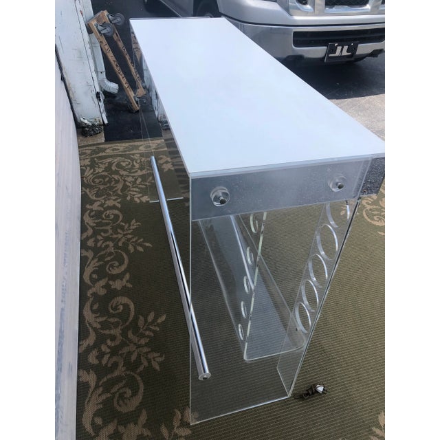 Metal Midcentury Lucite Bar Mirrored with Chrome Foot Railing For Sale - Image 7 of 9