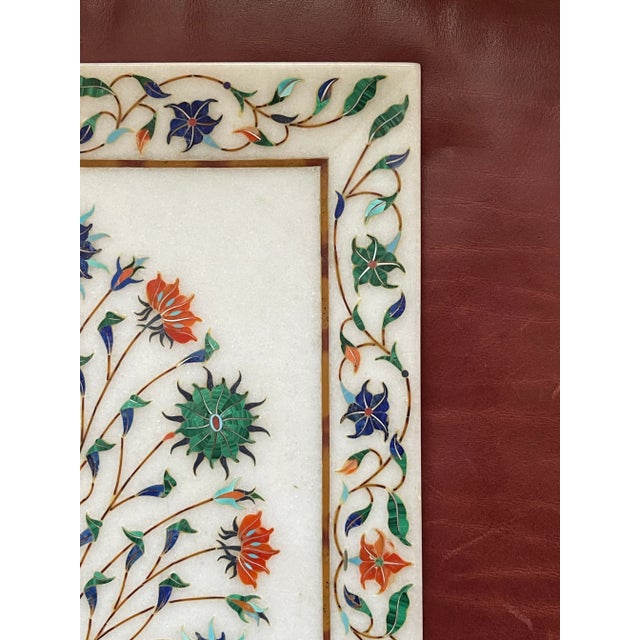 Indian Early 20th Century Floral Stone Inlaid Decorative Tray For Sale - Image 3 of 7
