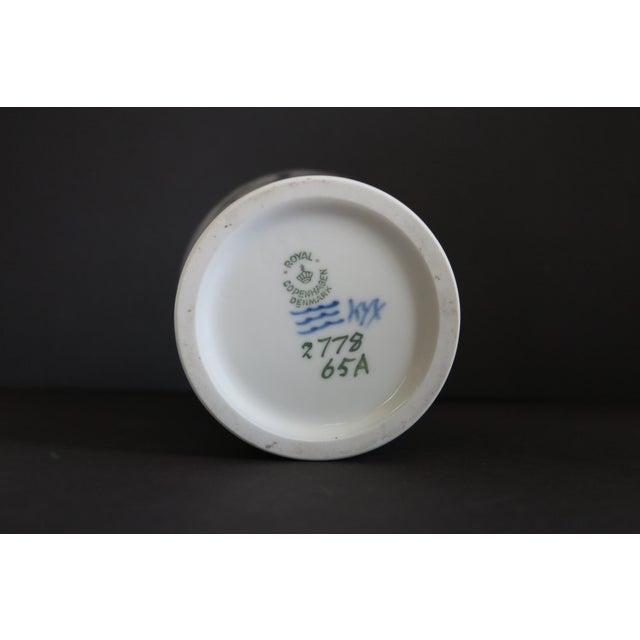 1950's Vintage Royal Copenhagen "White Narcissus" Hand Painted Porcelain Vase For Sale In New York - Image 6 of 8