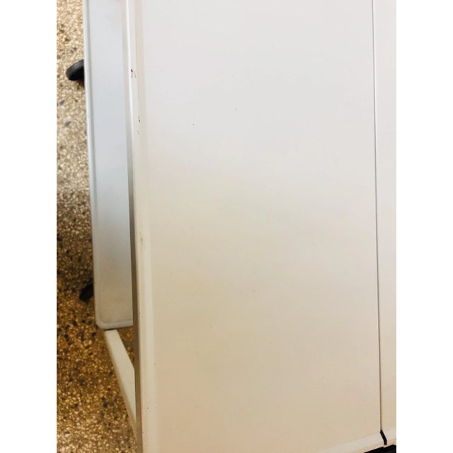 Mid-Century Metal Serving Bar Cart For Sale - Image 6 of 9