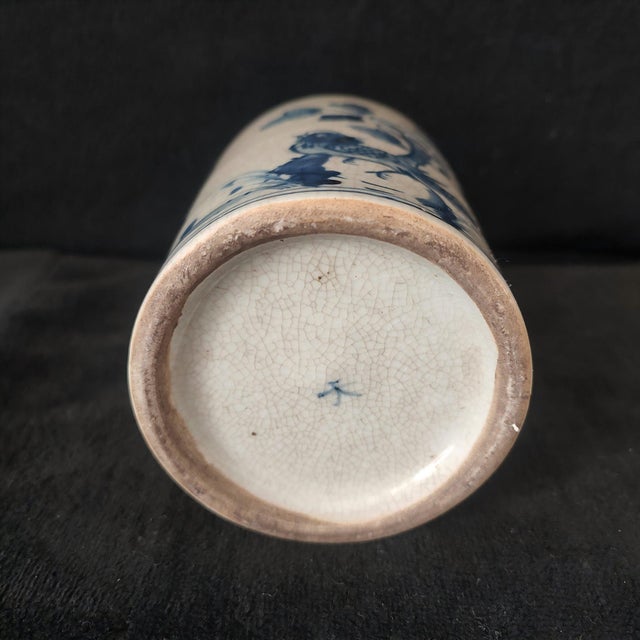 Ceramic Chinese Ceramic Pot,Blue and White Porcelain Brush Pot Hand Painted Flowers and Birds Pattern For Sale - Image 7 of 11