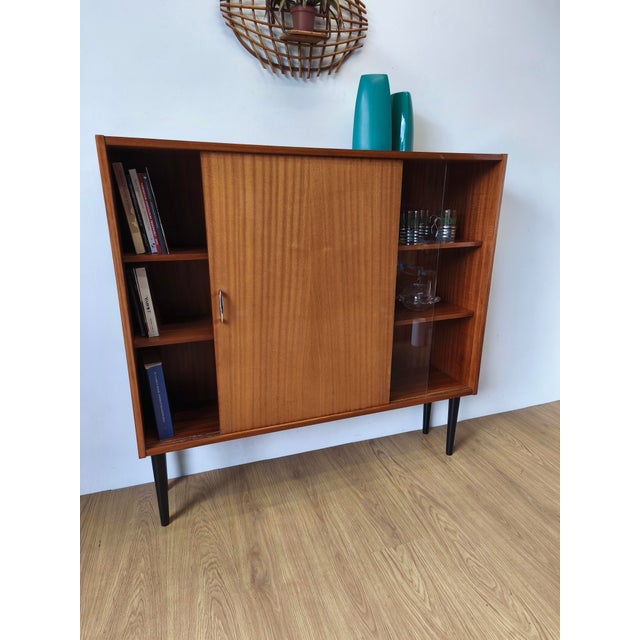 Mid-Century Modern Minimalist Bookcase, 1970 For Sale - Image 6 of 18