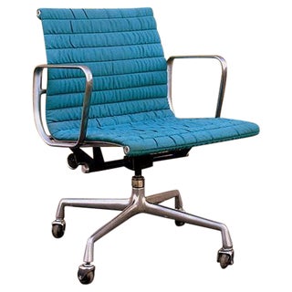 Vintage Eames for Herman Miller Chair For Sale
