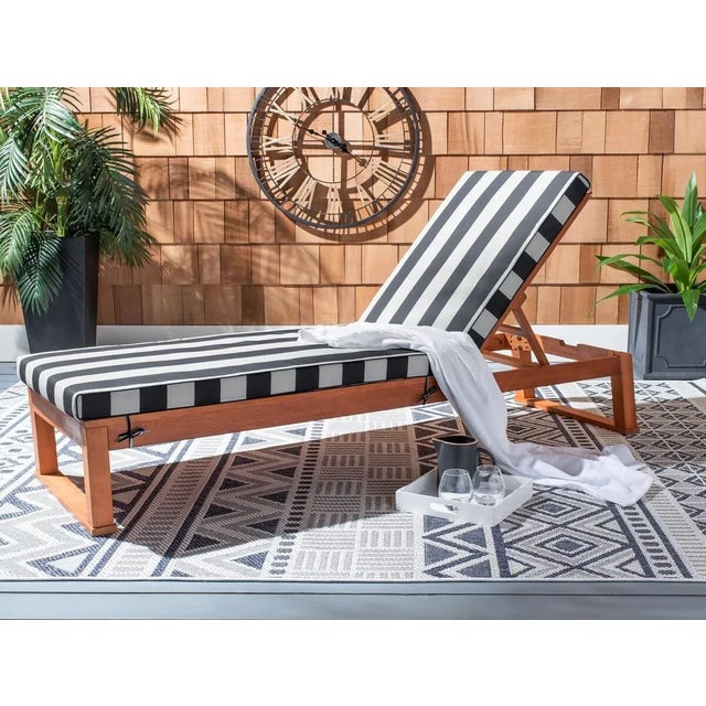 2020s Solano Sunlounger - Natural/Navy Stripe For Sale - Image 5 of 12