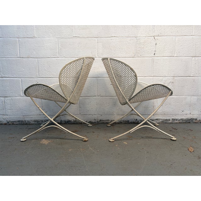 Mid 20th Century Pair of Italian White Metal Clamshell Outdoor Chairs by Tempestini, Attributed For Sale - Image 9 of 14