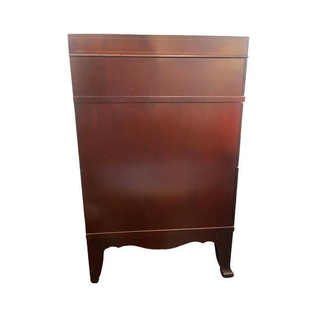 20th Century English Georgian Revival Mahogany Pedestal Desk For Sale - Image 4 of 10