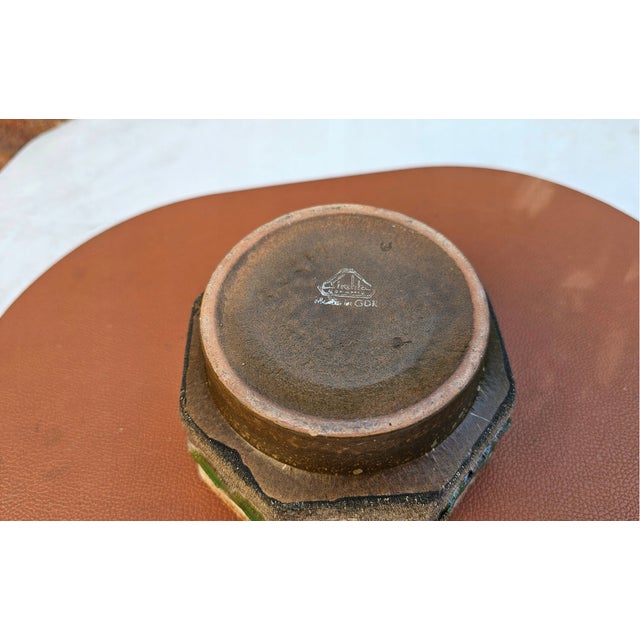 1960s Ceramic Plant Pot Cover from Strehla Keramik, 1960s For Sale - Image 5 of 6