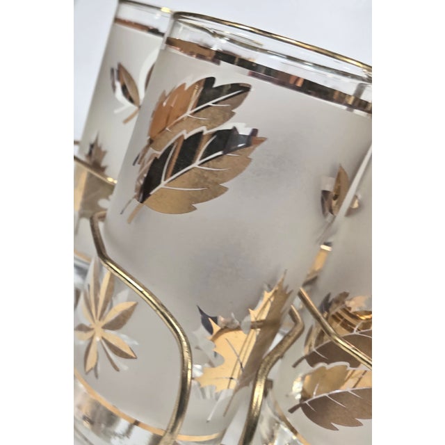 I have a serious soft spot for both this gold leaf design and carrier sets in general. Someone is going to get very, very...
