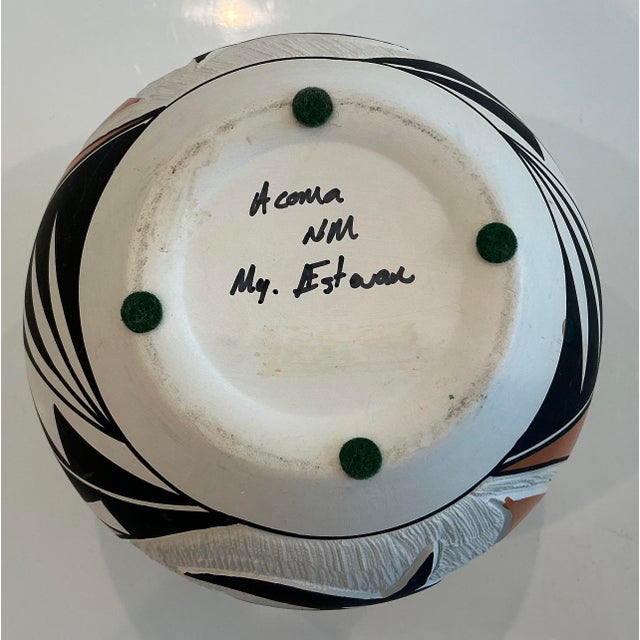 1980s Late 20th Century Native American, Acoma Tribe Pottery Vase, Artist My Estavan For Sale - Image 5 of 7