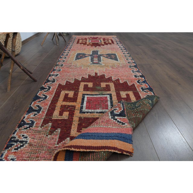 Figurative 1970s Vintage Turkish Oushak Handmade Wool Cotton Pink Runner Rug For Sale - Image 3 of 11