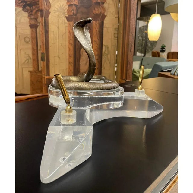 Brass Signed Vintage Brass and Lucite Cobra Snake Double Pen Caddy For Sale - Image 8 of 8