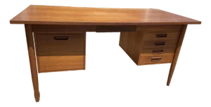 1960s Vintage Mid Century Modern Teak Desk
