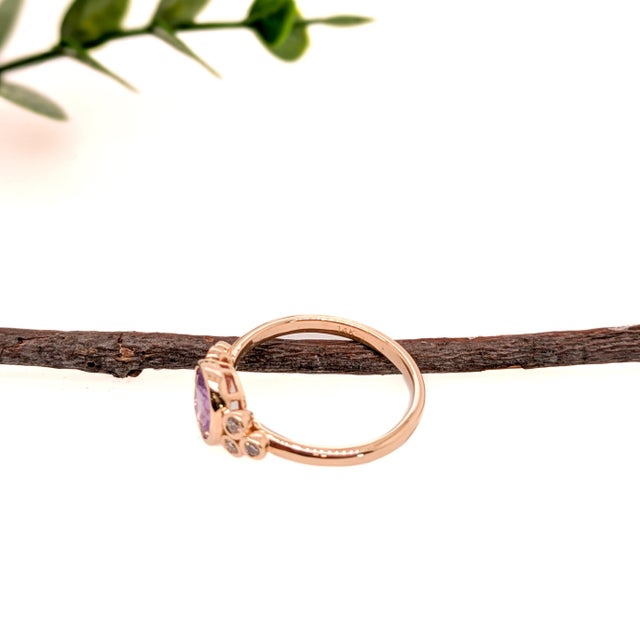 2020s 1.26cts Purple Sapphire Diamond Ring in 14k Yellow Gold | Oval 7X6mm, Size 6.75 For Sale - Image 5 of 6