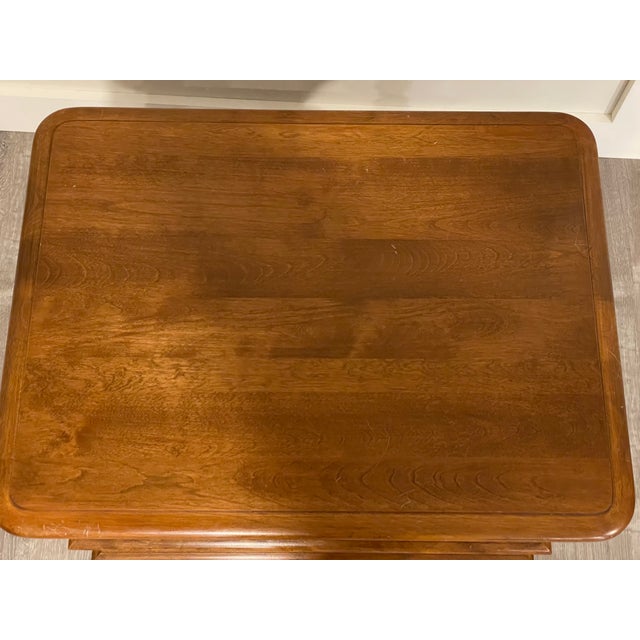 1970s Vintage Ethan Allen Heirloom Nutmeg (Solid Maple) Accent Table For Sale - Image 5 of 8