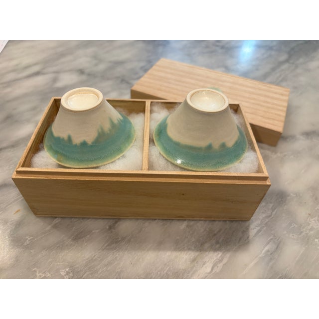 Japanese Mt. Fuji Sake Cups Set – Handcrafted Porcelain Ochoko With Wooden Gift Box – Unused For Sale - Image 9 of 9