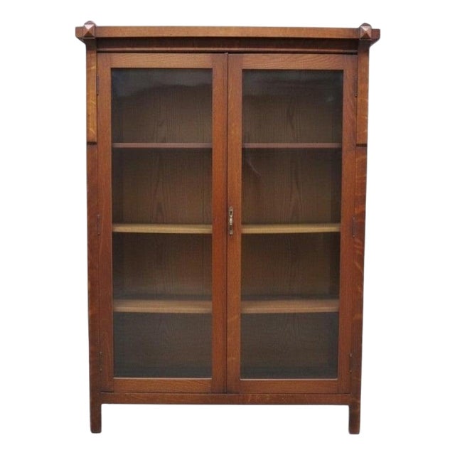 Arts & Crafts Mission Oak 2 Door China Cabinet in the Manner of Stickley C1920 For Sale