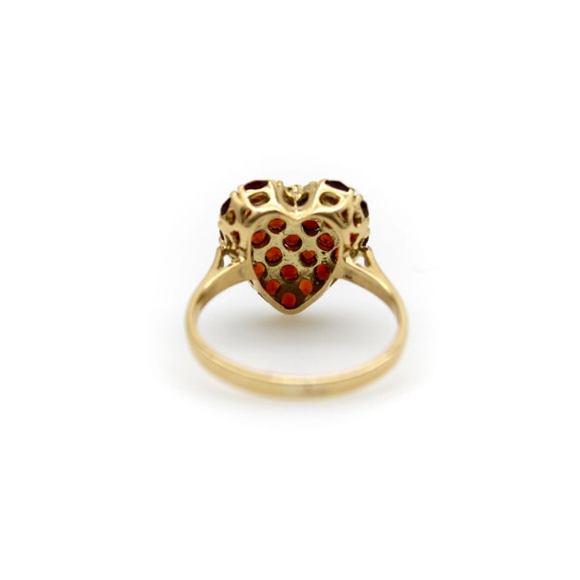 1960s Vintage 18k Gold Pave Garnet Heart Ring, Size 5.75 For Sale - Image 5 of 8