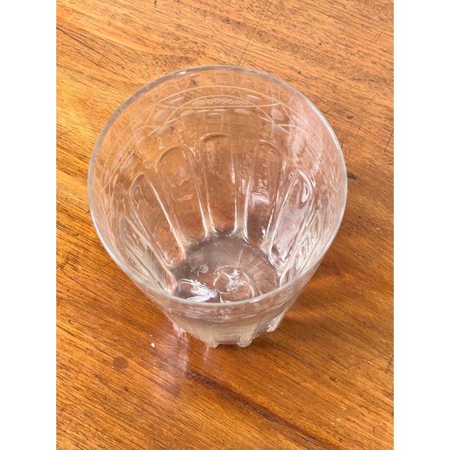 Mid 19th Century Attributed Boston & Sandwich Wheel Engraved Mold-Blown Glass Table Vase, Circa 1845–1860 For Sale - Image 5 of 8