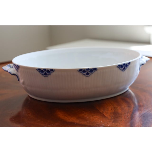Royal Copenhagan Vintage Royal Copenhagen "Princess" Oval Covered Serving Dish - No. 111/622 - First Quality For Sale - Image 4 of 12