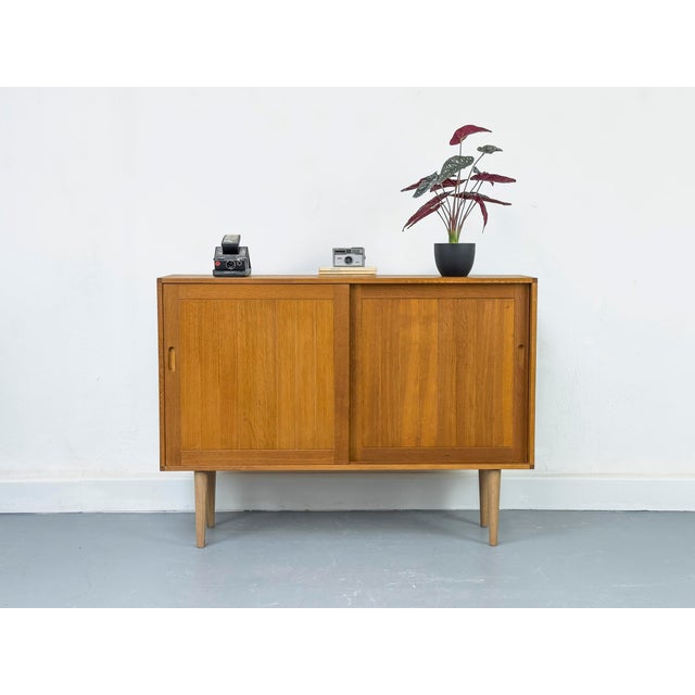 Danish Oak Cabinet from Brouer, 1960s For Sale - Image 12 of 18