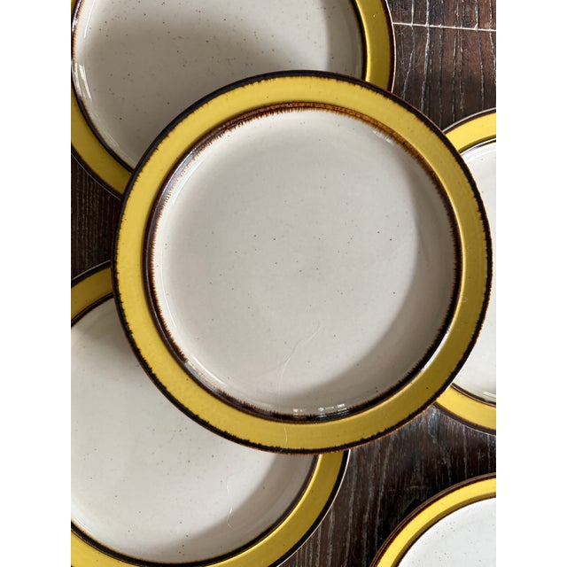 Set of 5 (5) vintage Rainbow Stoneware dinner plates in the Citron pattern, made in Japan. These substantial, heavy...