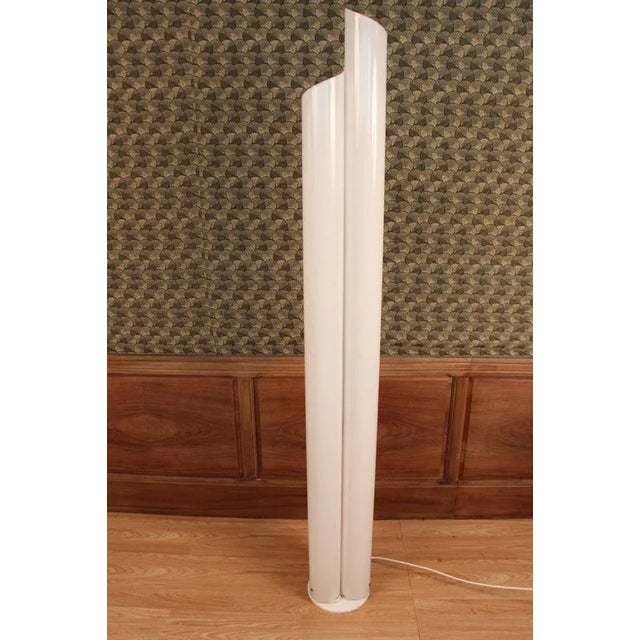 Italian Floor Lamp by Vico Magistretti for Artemide, 1960s For Sale - Image 6 of 8