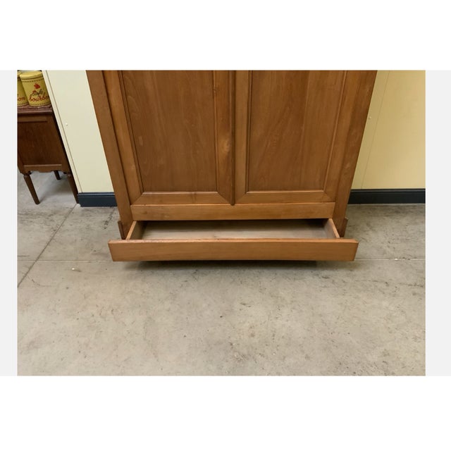 Brown Antique Wardrobe in Ash, 1880 For Sale - Image 8 of 10
