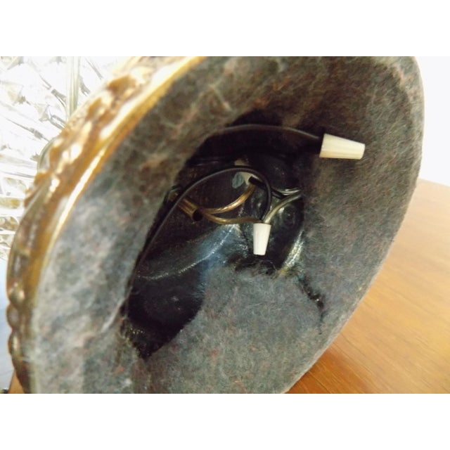 Metal Mid Century Gold and Glass Globe Table Lamp With Illuminated Base For Sale - Image 7 of 8
