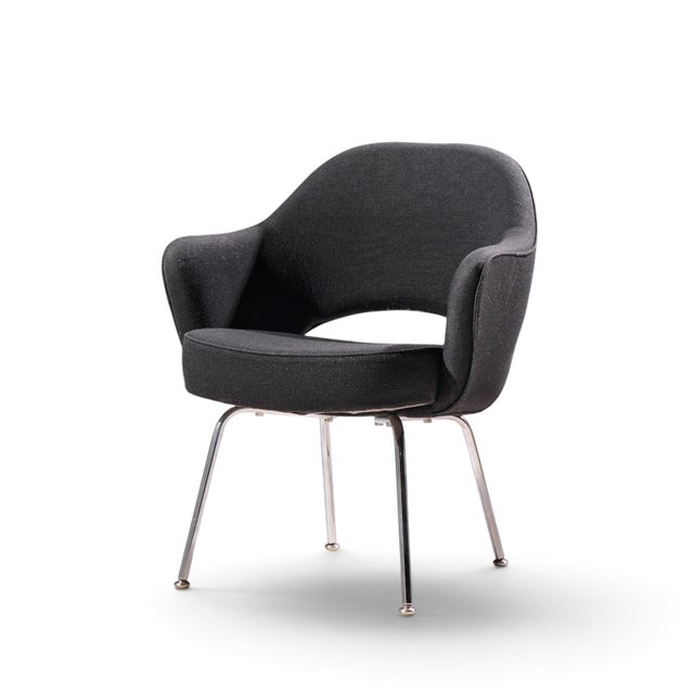 Eero Saarinen for Knoll Mid Century Executive Dining Chairs - Set of 4 For Sale In Chicago - Image 6 of 12