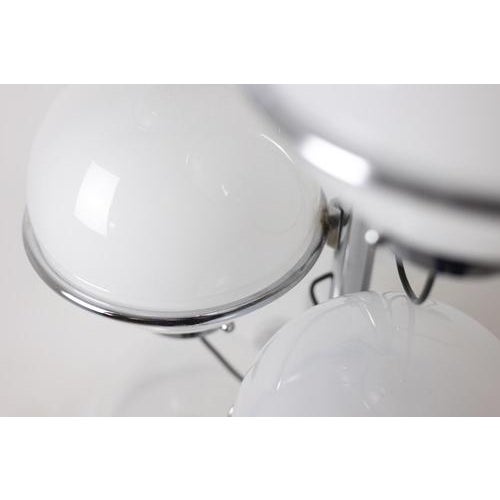 White Nine-Light Floor Lamp by Gino Sarfatti for Arteluce, 1960s For Sale - Image 8 of 10