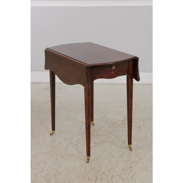 Traditional Pair of Baker Mahogany Pembroke Drop Side Tables For Sale - Image 3 of 15