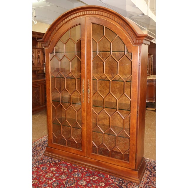 1990s 1990s Italian Made Burl Wood China Display Cabinet Attributed to Giemme For Sale - Image 5 of 16