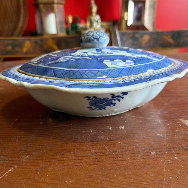 Antique Chinese Export Canton Porcelain Covered Vegetable Tureen, Circa 1830's For Sale - Image 11 of 12
