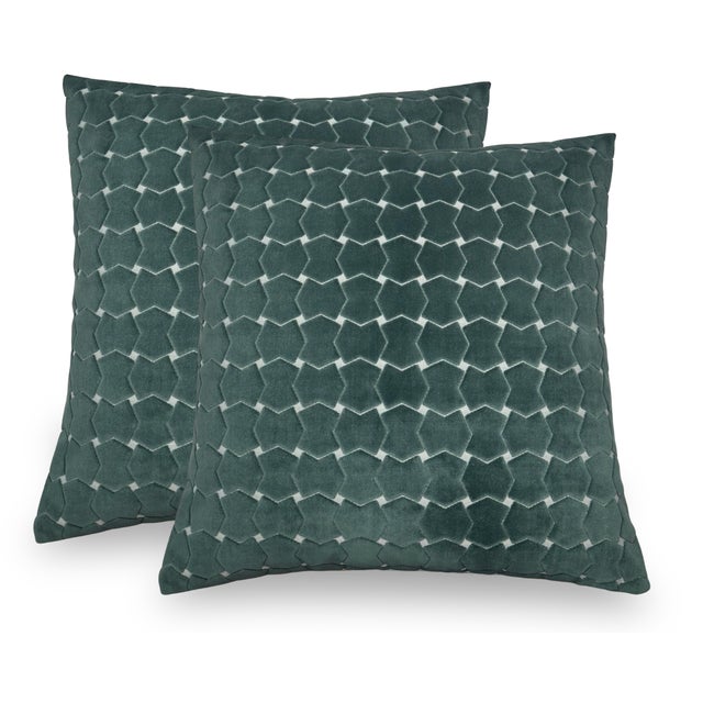 ⭐️ Ships Within 2 Days On the Front: Designer Velvet Fabric On the Back: Natural Ivory Linen Fabric All pillow covers are...