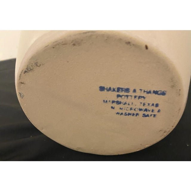 1990s Hand Turned Texas Pottery Vase Apples & Daisies Farmhouse Crock Ruffled For Sale - Image 4 of 4