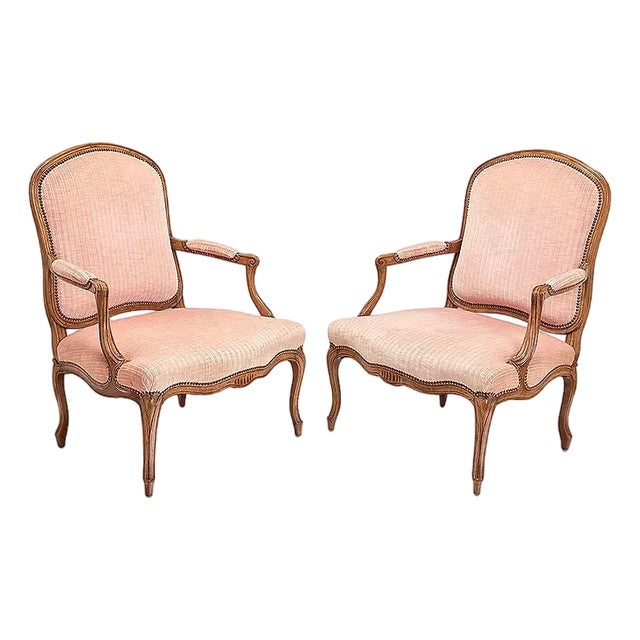 Pair of Rose Tarlow Melrose House Louis XV Walnut Fauteuil Arm Chairs For Sale