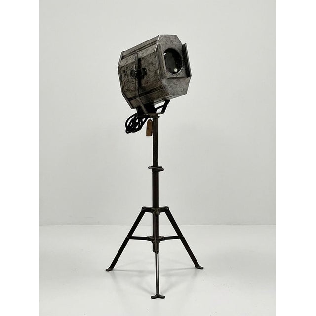 Vintage Industrial Theatre Spotlight on Tripod by William Joseph Furse, 1920s For Sale - Image 10 of 10