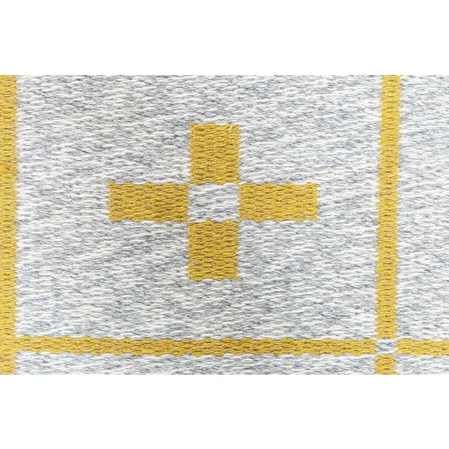Doris Leslie Blau Vintage Reversible Geometric Yellow Swedish Rug For Sale In New York - Image 6 of 10